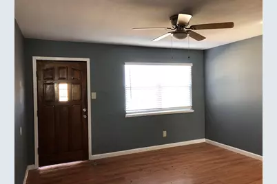 620 E Sears Street, Denison, TX 75021 - Photo 2