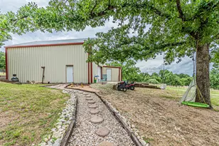 4505 Hunters Glen Ct, Granbury, TX 76048 - Photo 6