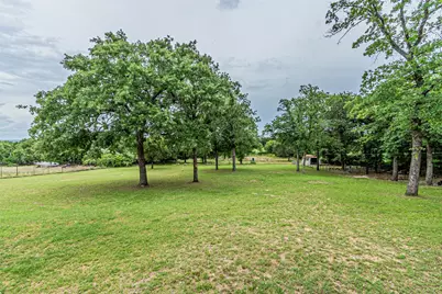 4505 Hunters Glen Court, Granbury, TX 76048 - Photo 6