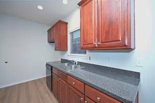 1204 Varacruz Dr, Arlington, TX 76010 - Photo 8