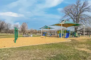 1204 Varacruz Dr, Arlington, TX 76010 - Photo 38
