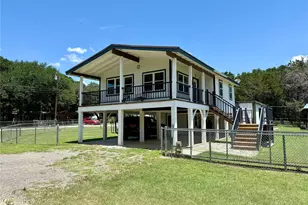133 10th St, Whitney, TX 76692 - Photo 8