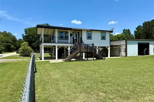 133 10th St, Whitney, TX 76692 - Photo 2