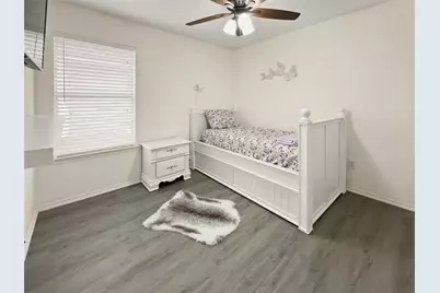 2823 Brookhurst Drive, Grand Prairie, TX 75052 - Photo 14