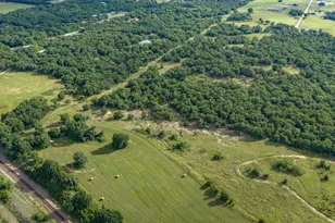 210 Co Rd 2696, Alvord, TX 76225 - Photo 28