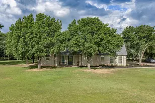 210 Co Rd 2696, Alvord, TX 76225 - Photo 1