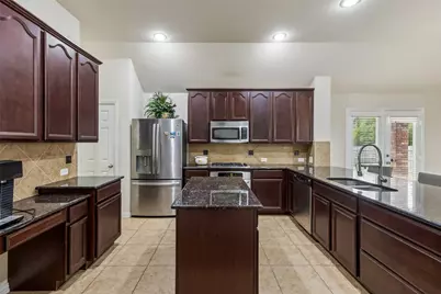 5504 Paloma Court, Fort Worth, TX 76179 - Photo 10