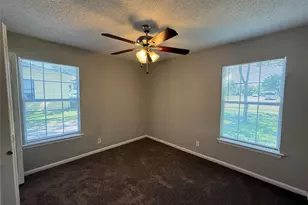 303 Ridgefield Cir, Mesquite, TX 75149 - Photo 8
