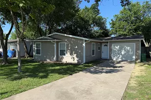 303 Ridgefield Cir, Mesquite, TX 75149 - Photo 2