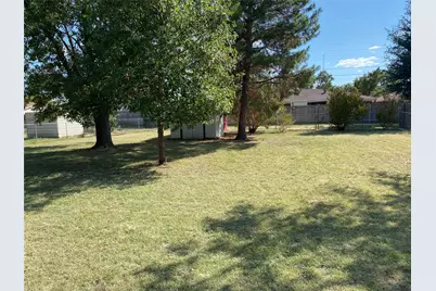 2371 Moore Street, Abilene, TX 79605 - Photo 10