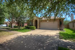 1109 Central Village Dr, Denton, TX 76210 - Photo 4