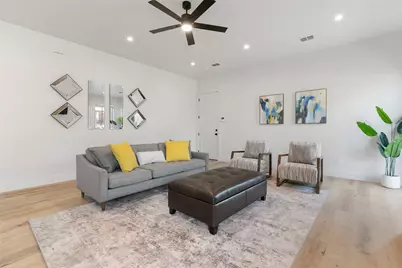 2513 N Winnetka Avenue, Dallas, TX 75212 - Photo 2