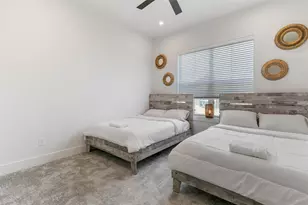 2513 N Winnetka Ave, Dallas, TX 75212 - Photo 14