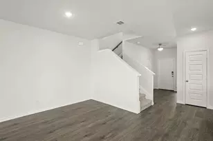 402 Saddle Ln, Denton, TX 76205 - Photo 10