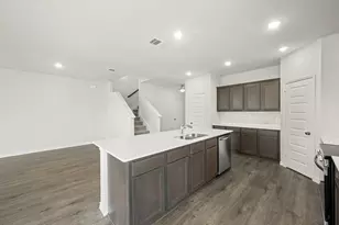 402 Saddle Ln, Denton, TX 76205 - Photo 6
