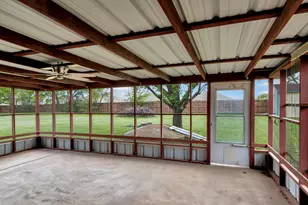 319 Allen Dr, Justin, TX 76247 - Photo 28