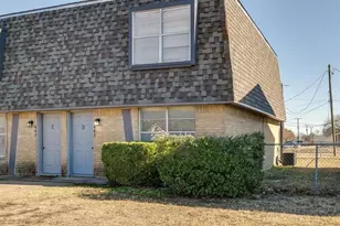 441 SW Thomas St, Burleson, TX 76028 - Photo 24
