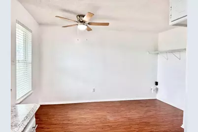 441 SW Thomas Street #D, Burleson, TX 76028 - Photo 10