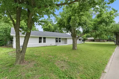 507 Country Club Road, Cleburne, TX 76033 - Photo 2