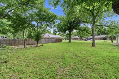 507 Country Club Road, Cleburne, TX 76033 - Photo 38