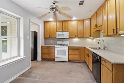 108 Stones Court, Waxahachie, TX 75165 - Photo 10