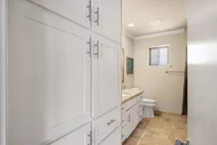 417 Peninsula Ct, Granbury, TX 76048 - Photo 18