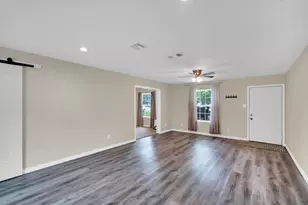 808 Gibson Rd, Waxahachie, TX 75165 - Photo 16