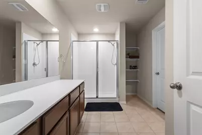 1546 Illinois Avenue, Lancaster, TX 75134 - Photo 6
