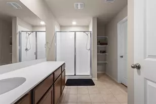 1546 Illinois Ave, Lancaster, TX 75134 - Photo 6