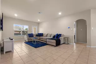 1546 Illinois Ave, Lancaster, TX 75134 - Photo 8