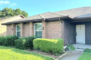 304 Cole St, Garland, TX 75040 - Photo 2