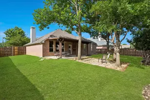 1204 Wildflower Ln, Flower Mound, TX 75028 - Photo 24
