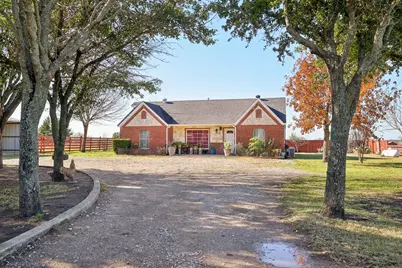2750 Nolan Road, Ferris, TX 75125 - Photo 2