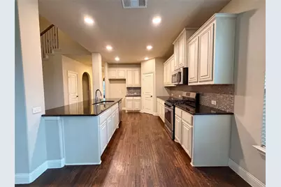725 Lyndhurst Drive, Anna, TX 75409 - Photo 2
