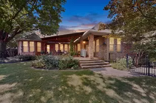 2206 Makena Ct, Corinth, TX 76210 - Photo 2