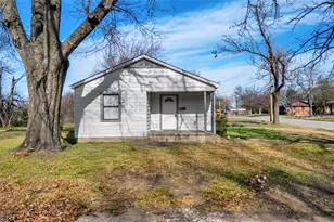 901 Johnson St, Terrell, TX 75160 - Photo 16