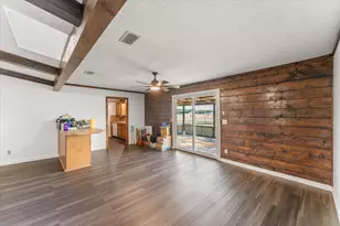 520 W Farm To Market Road 71, Mt Pleasant, TX 75455 - Photo 16