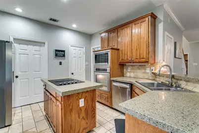 401 Marlow Drive, Flower Mound, TX 75028 - Photo 10