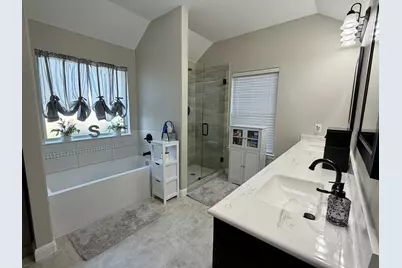 2105 Stonegate Boulevard, Bridgeport, TX 76426 - Photo 12