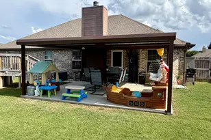 2105 Stonegate Blvd, Bridgeport, TX 76426 - Photo 2
