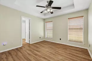1809 Water Oak Dr, Lewisville, TX 75067 - Photo 16