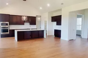 221 Olson Rd, Waxahachie, TX 75167 - Photo 2