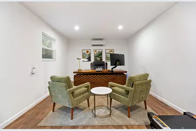 1116 S Montreal Avenue, Dallas, TX 75208 - Photo 24
