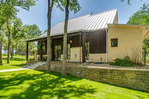 1410 Ellis Rd, Weatherford, TX 76088 - Photo 2