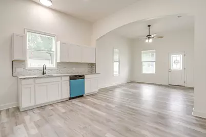 113 Throckmorton Street, Weatherford, TX 76086 - Photo 14