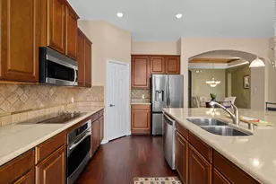 1912 Lantana Ln, Irving, TX 75063 - Photo 12
