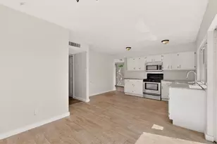 6313 Fallbrook Dr, Garland, TX 75043 - Photo 12