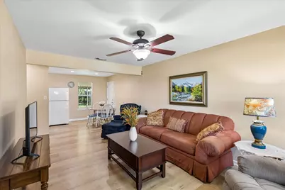 321 Lorna Street, Burleson, TX 76028 - Photo 6