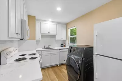 321 Lorna Street, Burleson, TX 76028 - Photo 10