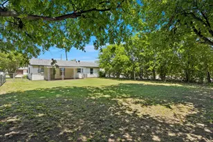 321 Lorna St, Burleson, TX 76028 - Photo 22